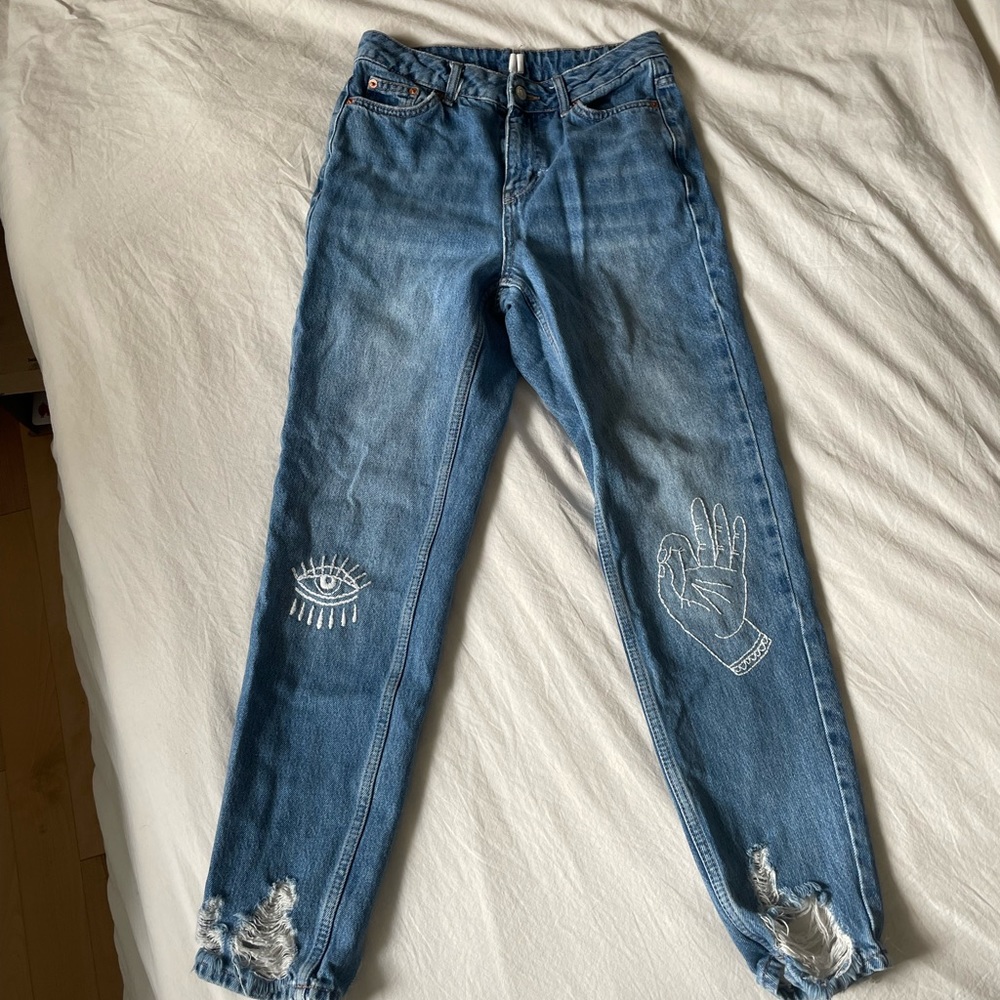 One of a kind embroidered mom jeans